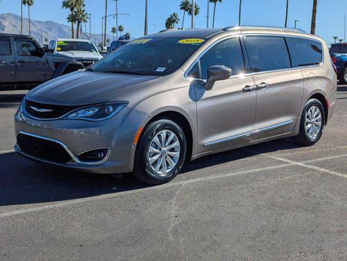2018 Chrysler Pacifica Touring-L