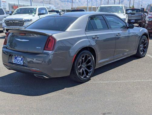 2019 Chrysler 300 S