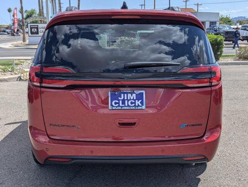 2025 Chrysler Pacifica Hybrid Premium S Appearance Pkg