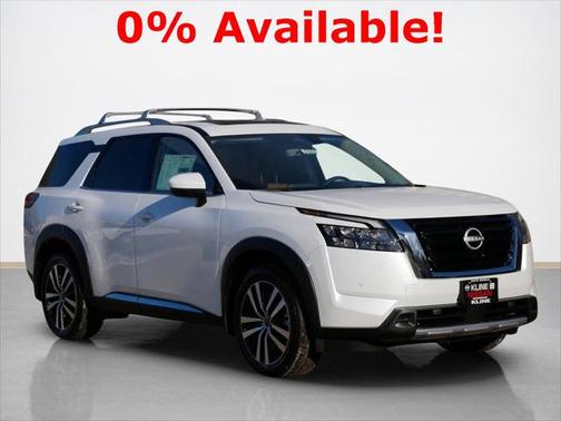 2025 Nissan Pathfinder Platinum 4WD