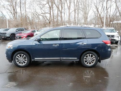 2015 Nissan Pathfinder SL