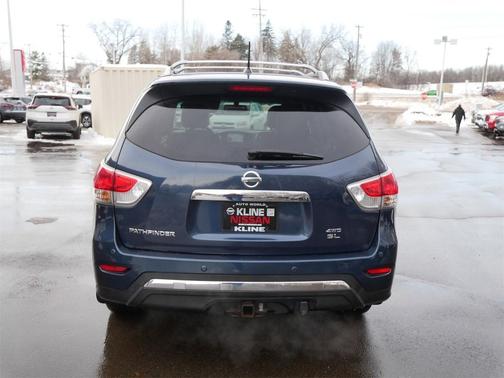 2015 Nissan Pathfinder SL
