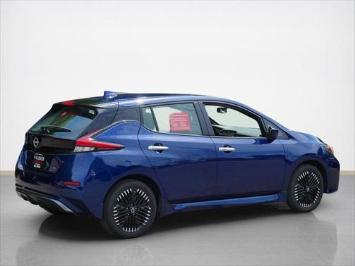 2024 Nissan Leaf SV PLUS