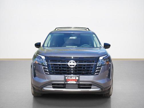Gun Metallic 2026 Nissan Pathfinder Platinum