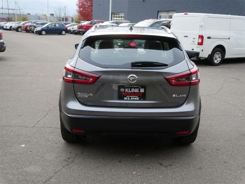 2021 Nissan Rogue Sport SL
