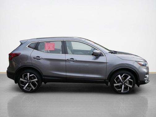 2021 Nissan Rogue Sport SL