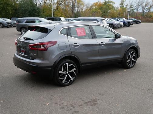 2021 Nissan Rogue Sport SL