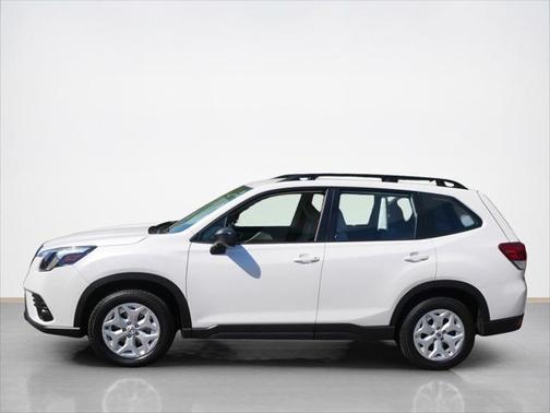2023 Subaru Forester Base