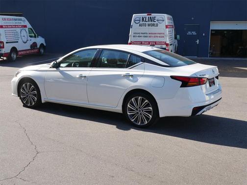 2023 Nissan Altima 2.5 SL