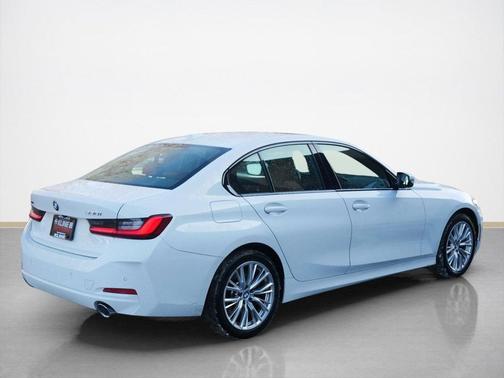 2023 BMW 330 xDrive