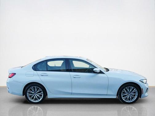 2023 BMW 330 xDrive