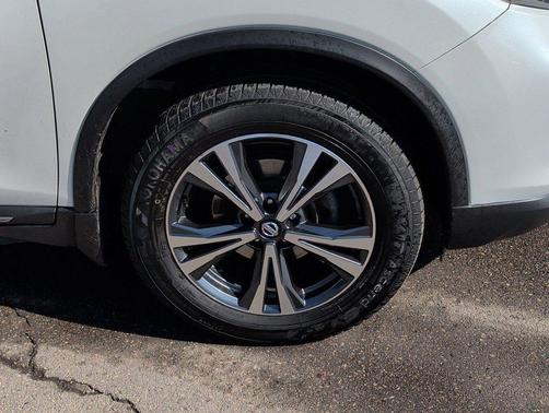 2017 Nissan Rogue SL