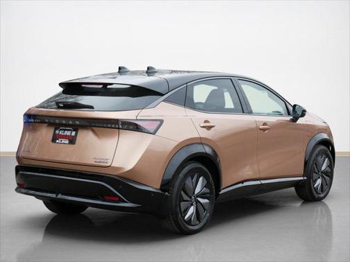 2025 Nissan ARIYA PLATINUM+