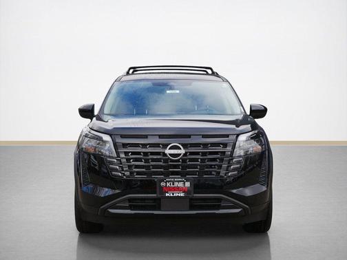 Super Black 2026 Nissan Pathfinder SV