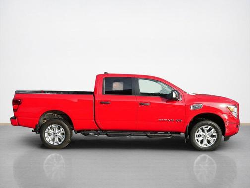 2024 Nissan Titan XD SV