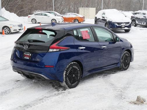 2024 Nissan Leaf SV PLUS