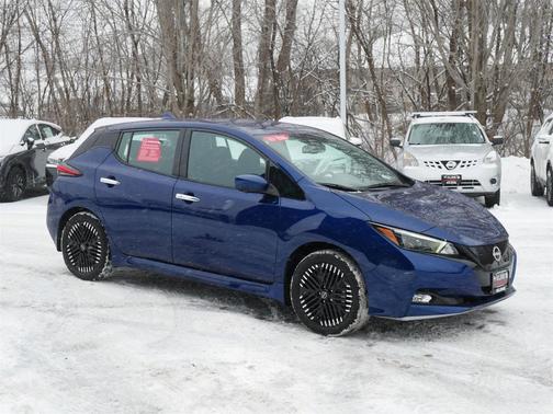 2024 Nissan Leaf SV PLUS