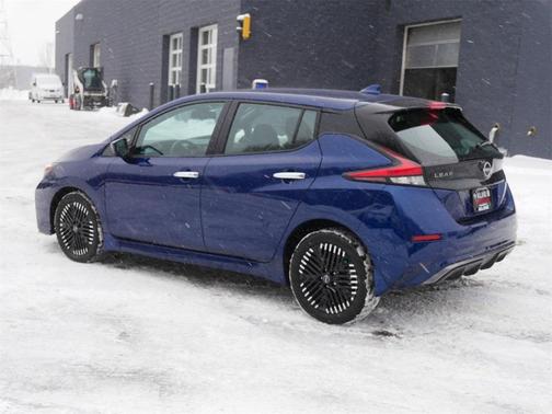 2024 Nissan Leaf SV PLUS