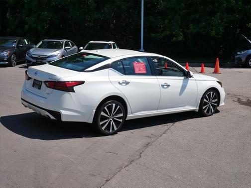 2019 Nissan Altima 2.5 Platinum