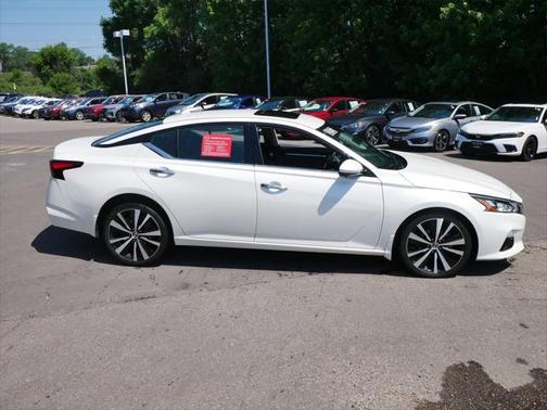 2019 Nissan Altima 2.5 Platinum