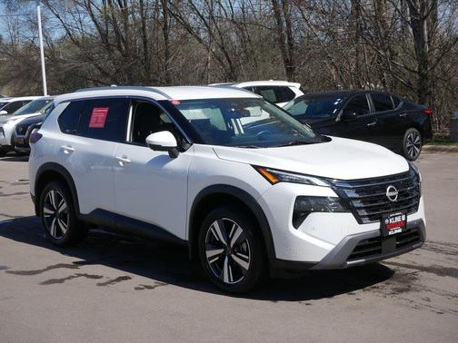 Everest White Pearl 2024 Nissan Rogue SL