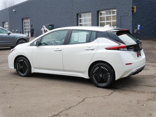 2025 Nissan Leaf SV PLUS