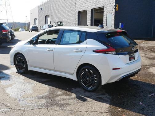 2024 Nissan Leaf SV PLUS
