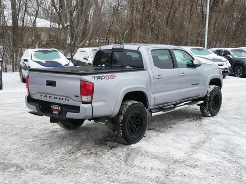 2017 Toyota Tacoma TRD Sport