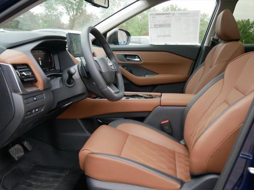 2025 Nissan Rogue Platinum