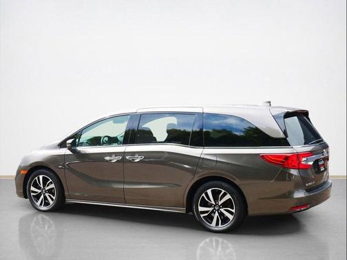 2020 Honda Odyssey Elite