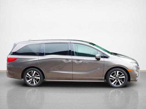 2020 Honda Odyssey Elite
