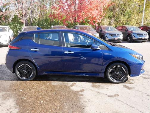 2024 Nissan Leaf SV PLUS