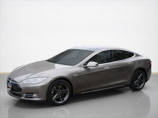 2016 Tesla Model S 90D