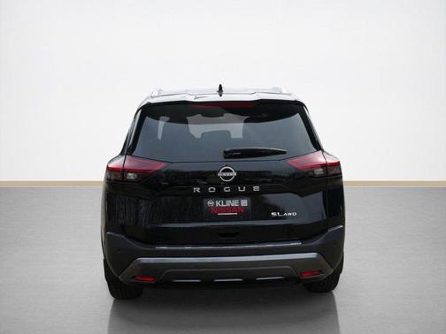 Super Black 2023 Nissan Rogue SL