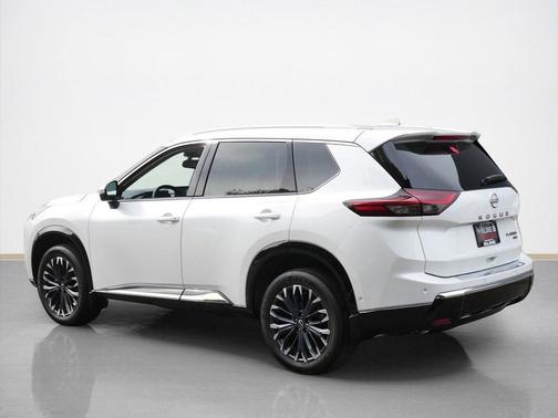 2024 Nissan Rogue Platinum