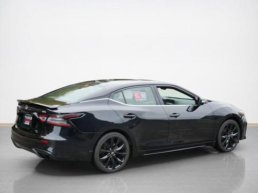 2023 Nissan Maxima SR Xtronic CVT