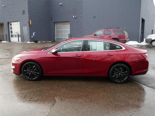 2023 Chevrolet Malibu FWD 2LT