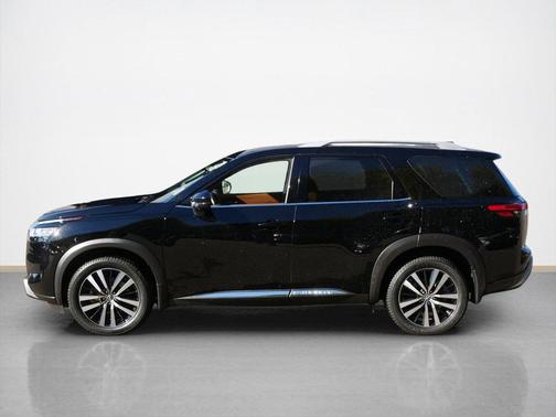 2024 Nissan Pathfinder Platinum 4WD