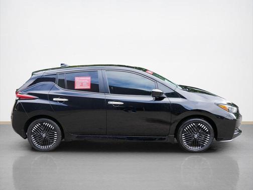 2025 Nissan Leaf SV PLUS