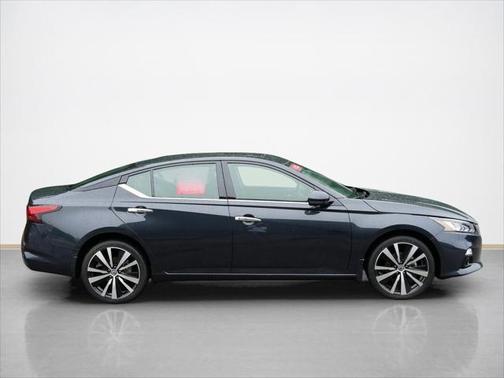 2022 Nissan Altima Platinum Intelligent AWD