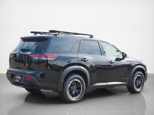 2025 Nissan Pathfinder Rock Creek 4WD