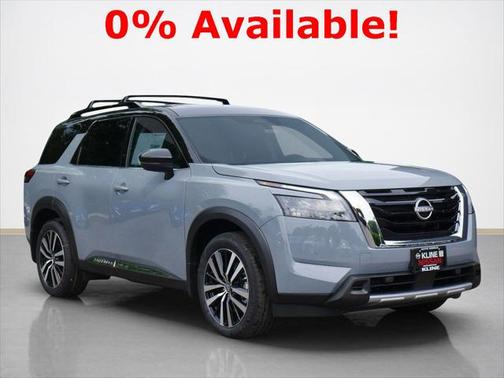 2025 Nissan Pathfinder Platinum 4WD