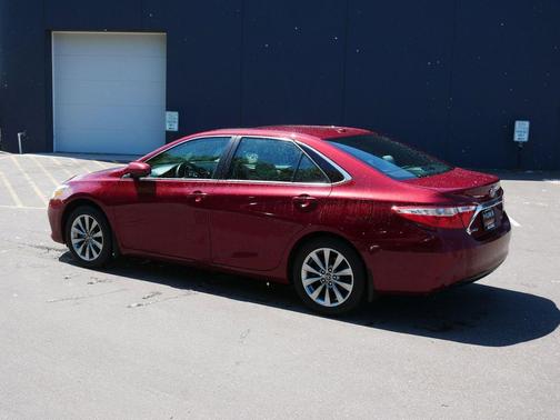 Ruby Flare Pearl 2017 Toyota Camry XLE