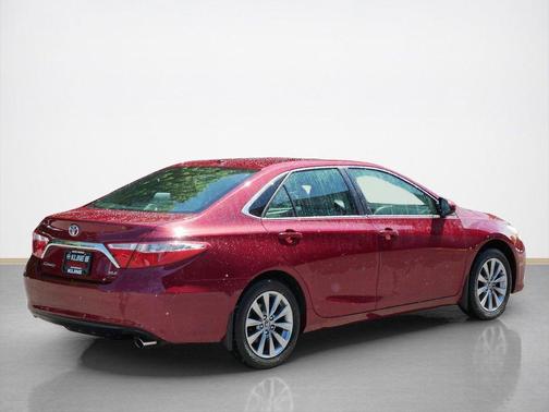 Ruby Flare Pearl 2017 Toyota Camry XLE
