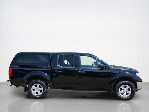 Super Black Metallic 2011 Nissan Frontier SV