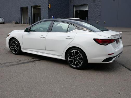 2024 Nissan Sentra SR