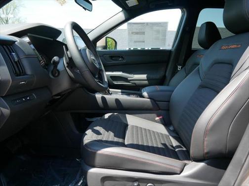 2025 Nissan Pathfinder Rock Creek 4WD