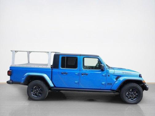 Hydro Blue Pearlcoat 2023 Jeep Gladiator Willys 4x4