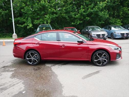 2024 Nissan Altima SR Intelligent AWD