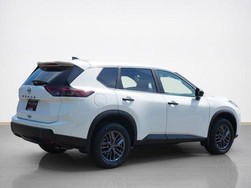 Glacier White 2026 Nissan Rogue S
